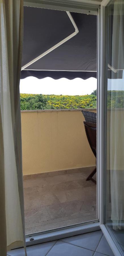 Apartmans Sun & Moon Zambratija  Exterior foto