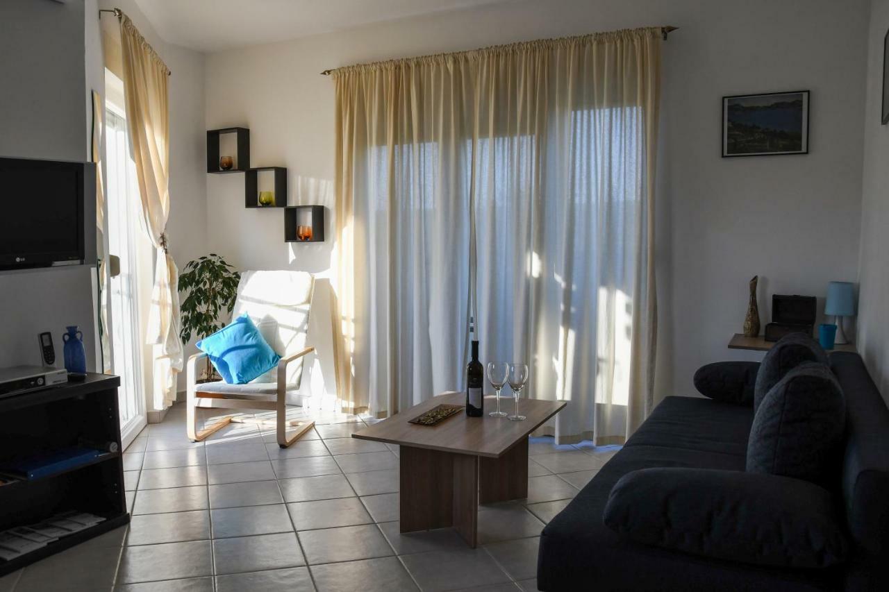 Apartmans Sun & Moon Zambratija  Exterior foto
